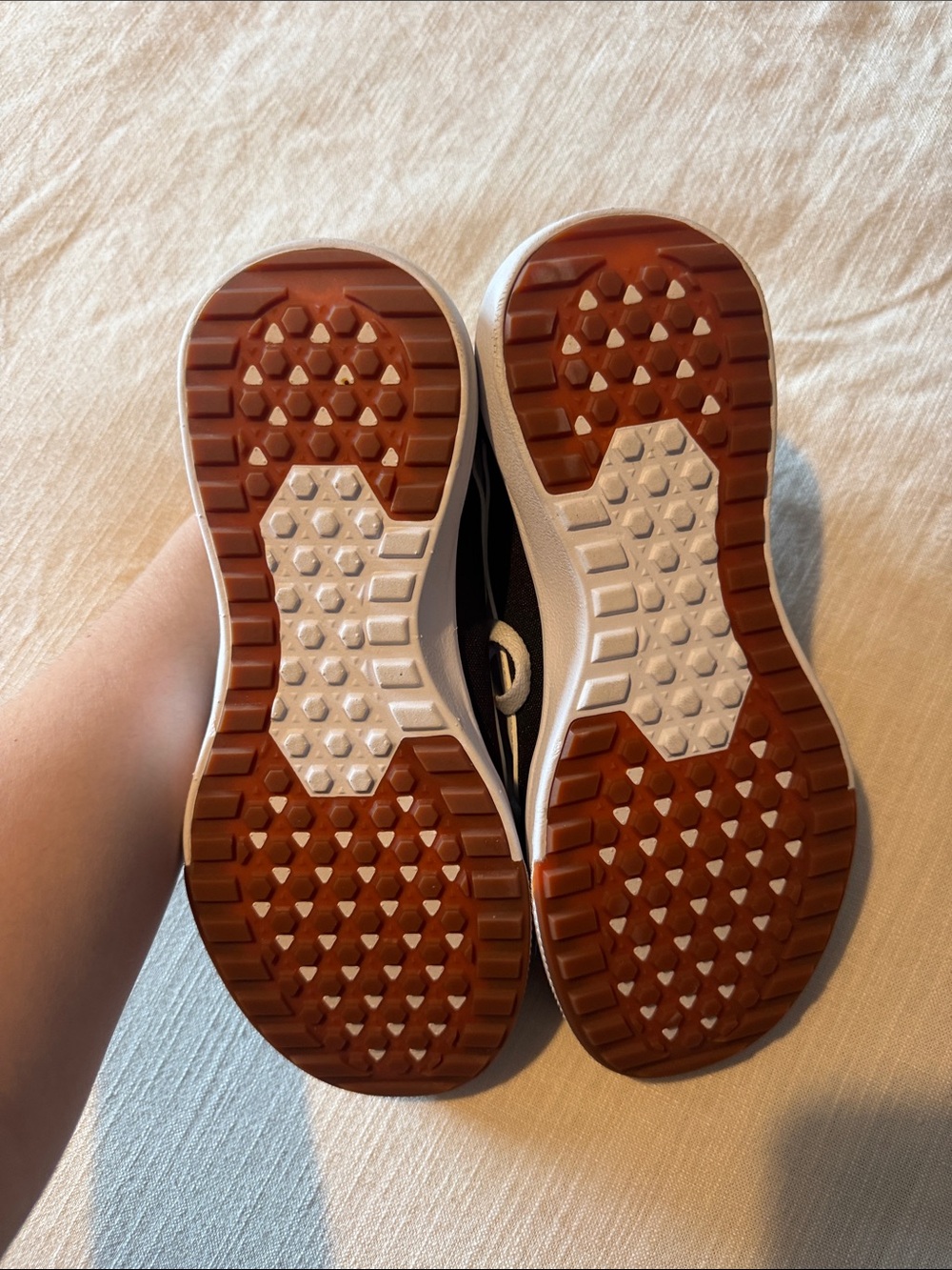 Vans - Picture 3 of 4